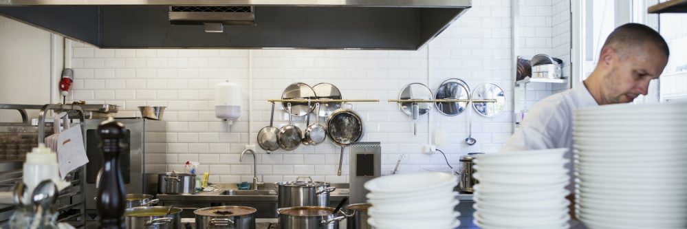 How to set up a restaurant kitchen